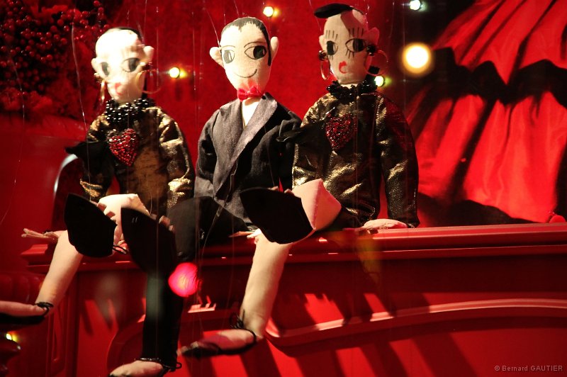 Vitrines de Noel 2010 Grands Magasins Paris_015.JPG
